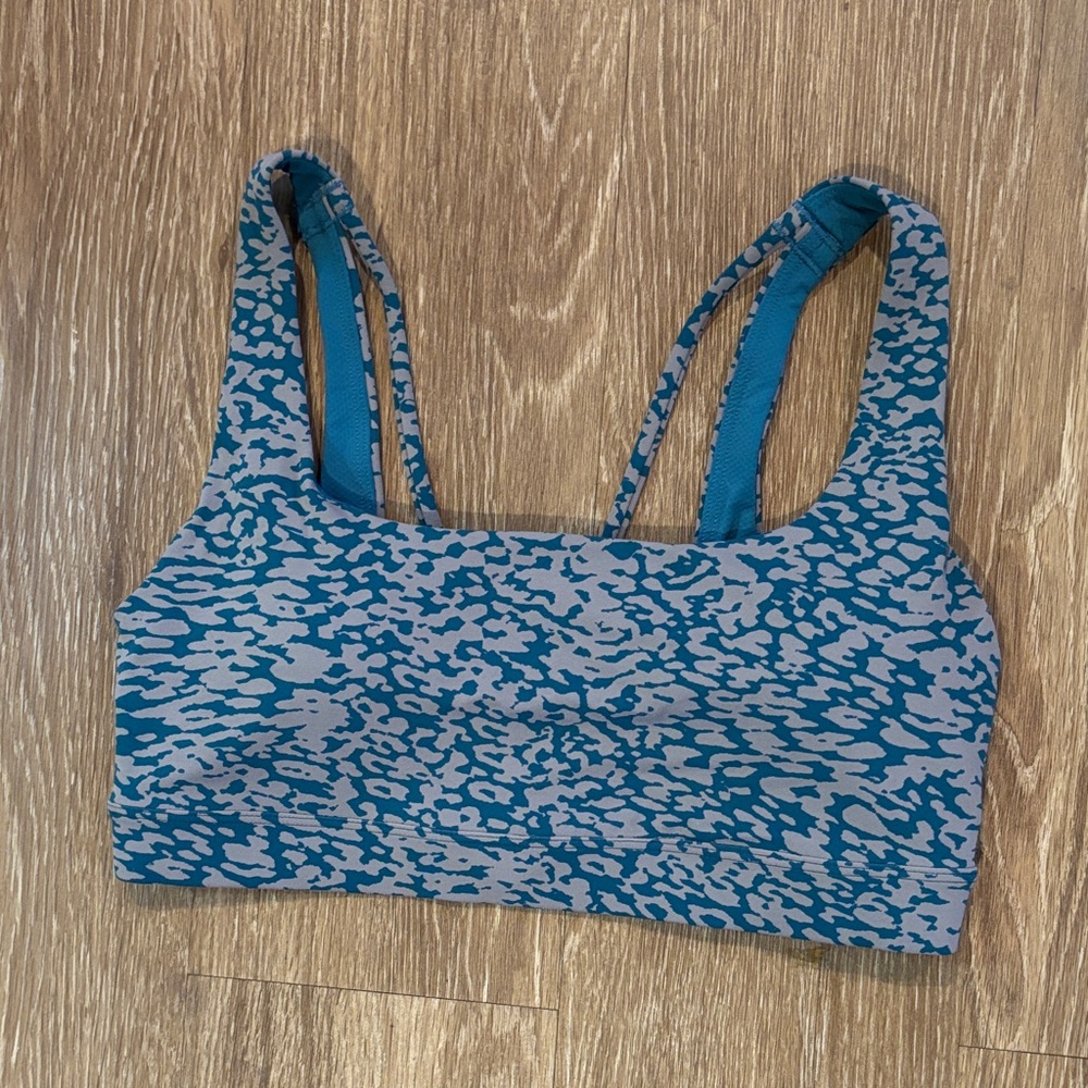 Athleta Blue and Taupe Patterned Exhale Sports Bra